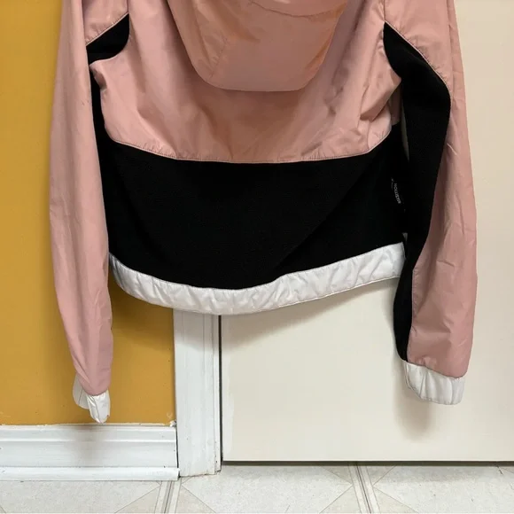 HOLLISTER XS pink/black/white Windbreaker 1/4 Zip Fleece Lined Hoodie - Picture 7 of 11